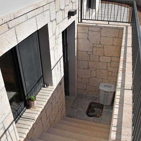 Апартаменты Polles Εlies Cozy Αpartment Aegina Экстерьер фото