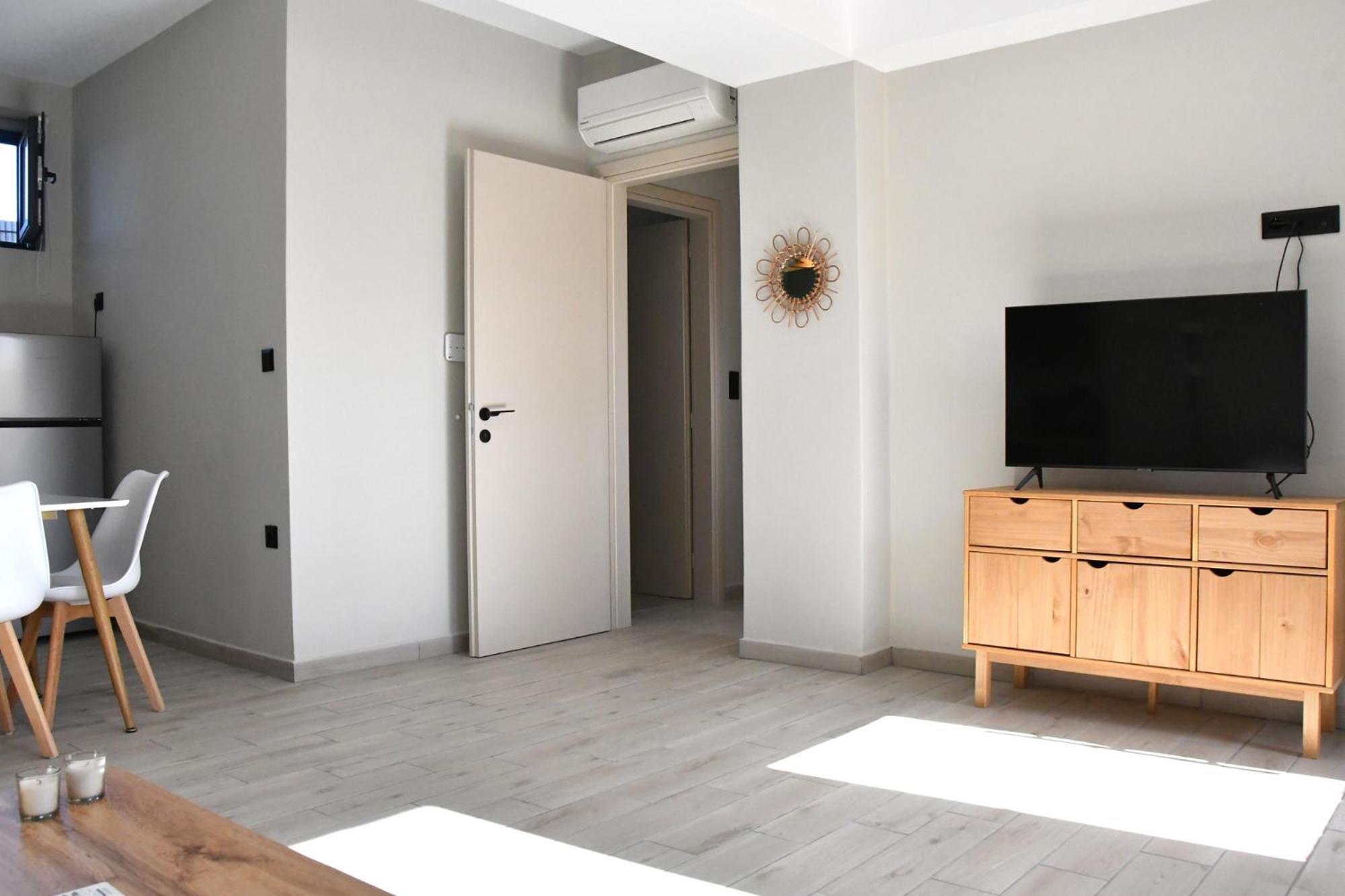 Апартаменты Polles Εlies Cozy Αpartment Aegina Экстерьер фото